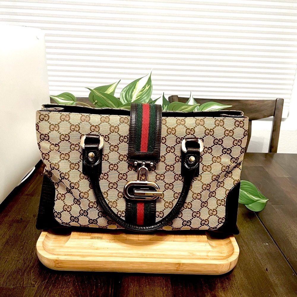 💯 Authentic Gucci Sherry line tote